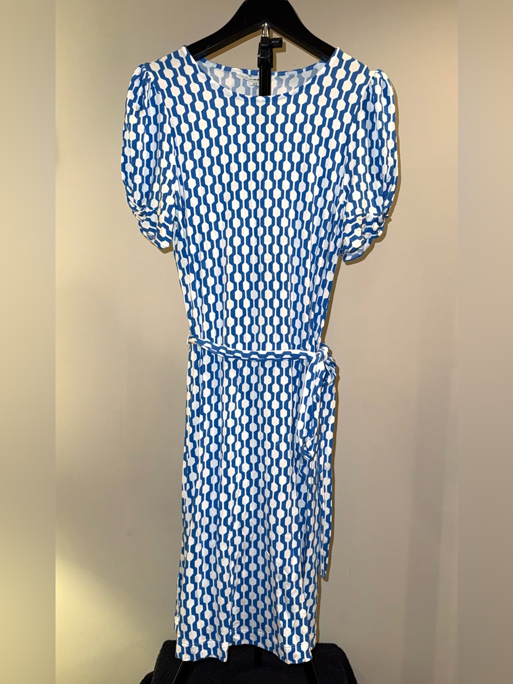 Boden Knot Detail Jersey Mini Dress in “Moroccan Blue, Geo Azure" colorway, sz 4